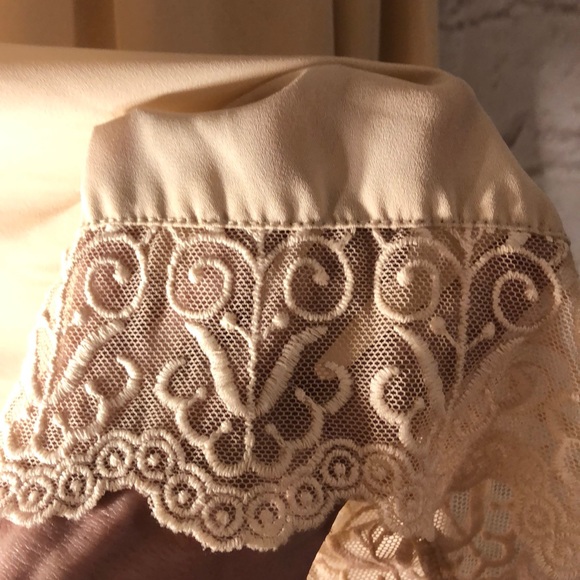 JEALOUS TOMATO SHEER DEEP V-NECK TOP - Picture 5 of 6